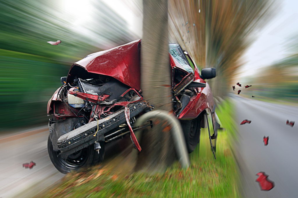 Car Crashing shutterstock_69312310